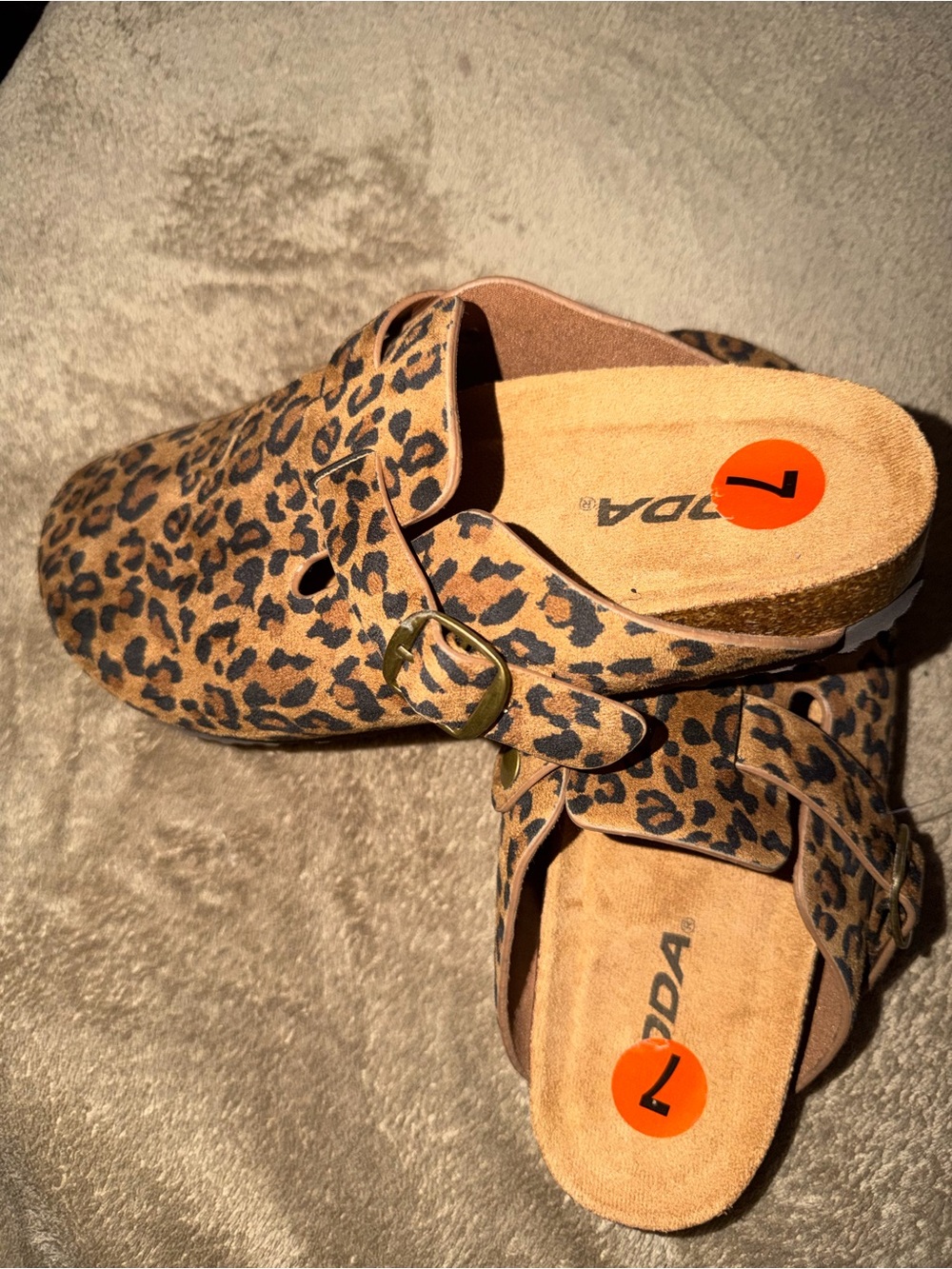 Clogs slip on shoes - Picture 6 of 7